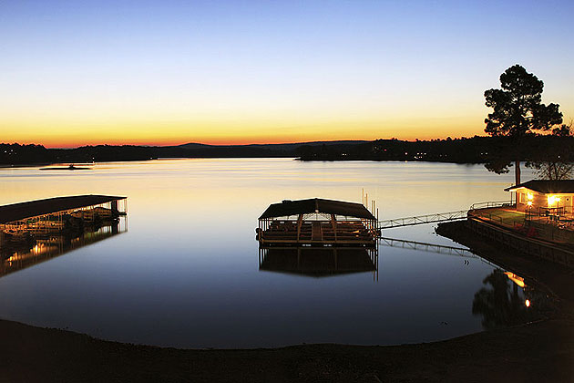 Hamilton Lake