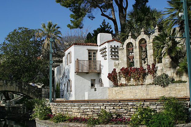 Arneson River Theatre
