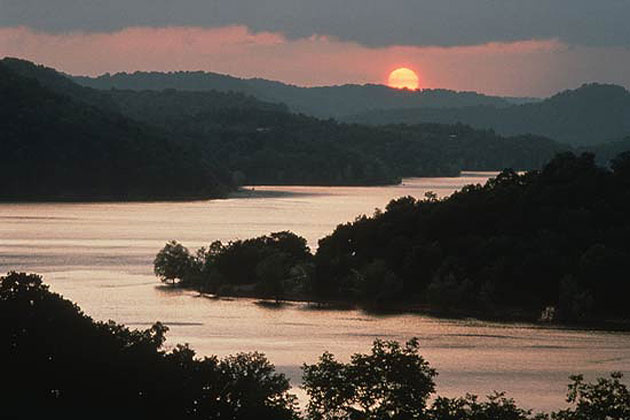 Center Hill Lake