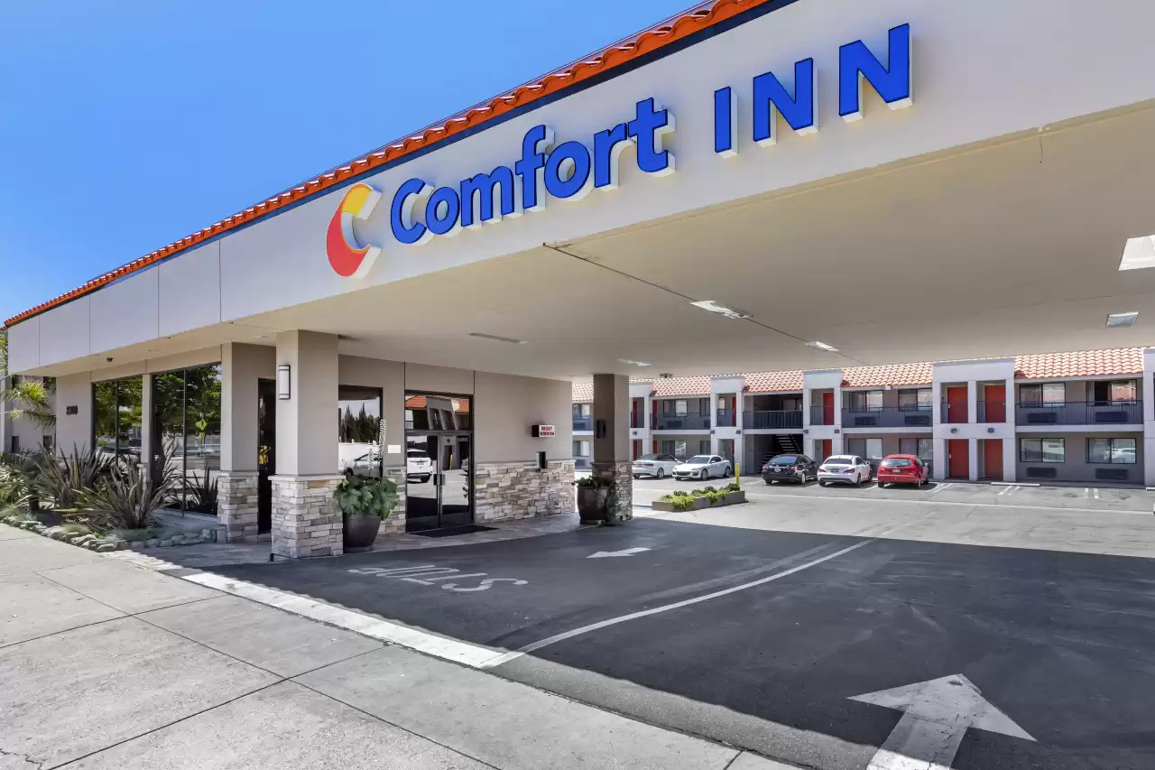 Comfort Inn Eagle Rock near Old Town Pasadena