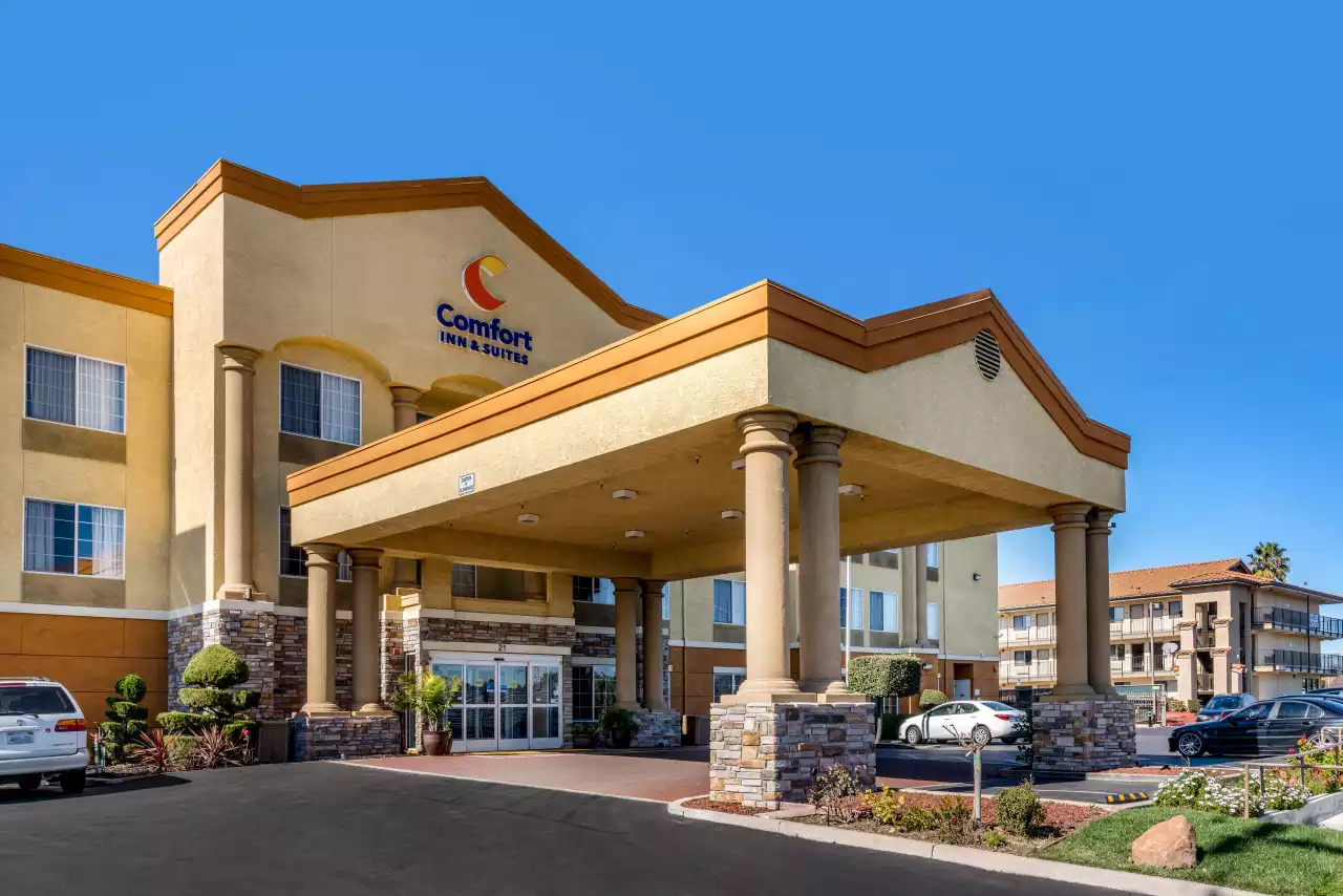 Comfort Inn & Suites Sacramento - University Area