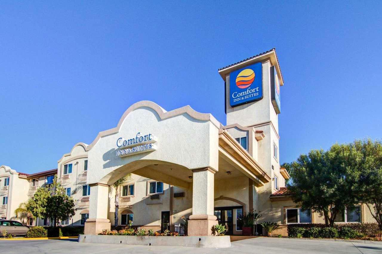 Comfort Inn & Suites Near Temecula Wine Country