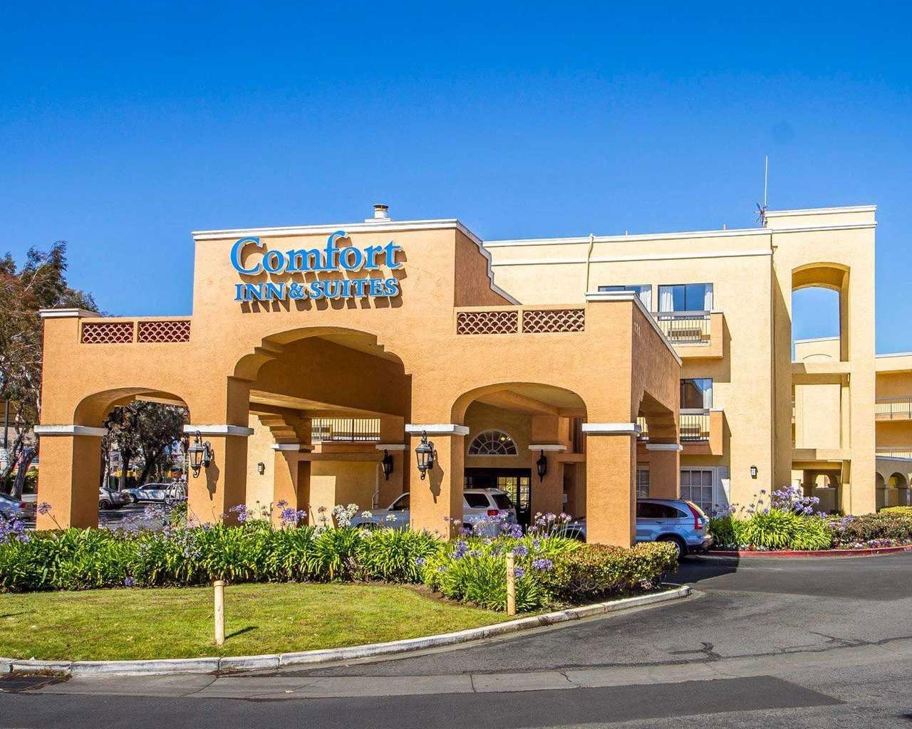 Comfort Inn & Suites San Francisco Airport North