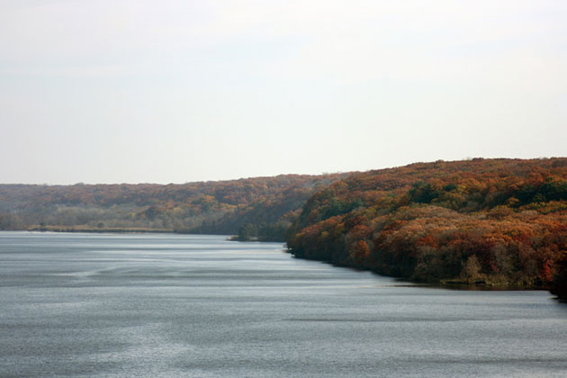 Illinois River near Utica