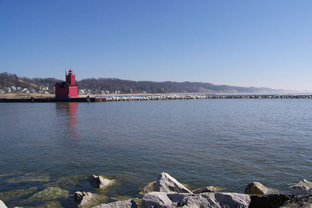 Holland Harbor Light