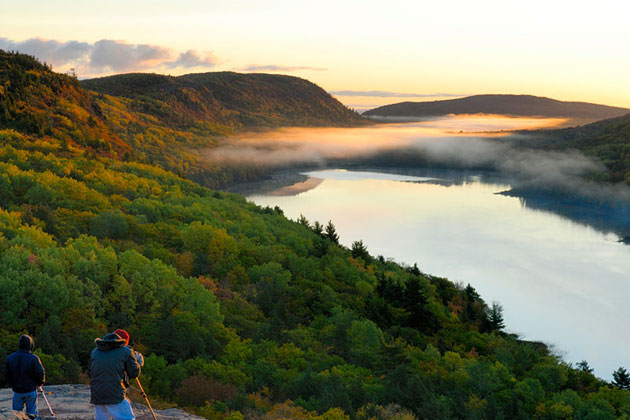 Lake of the Clouds