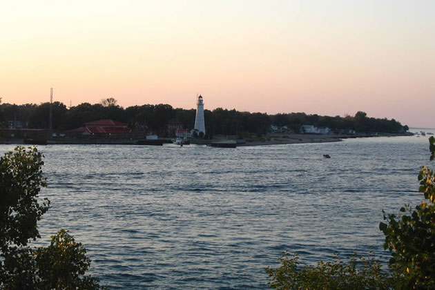 Lighthouse Park - Port Huron