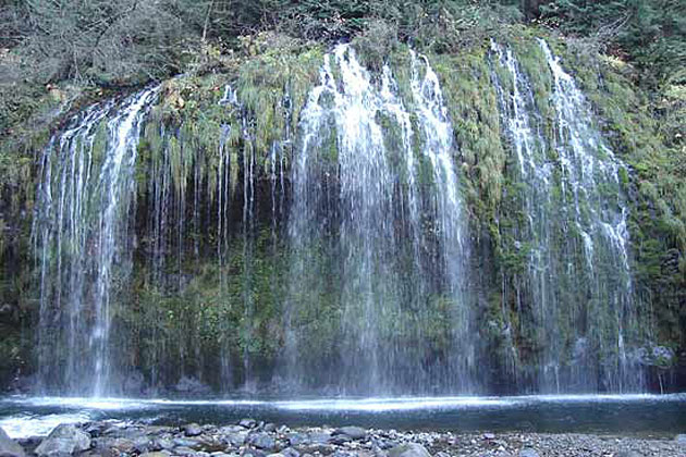 Mossbrae Falls