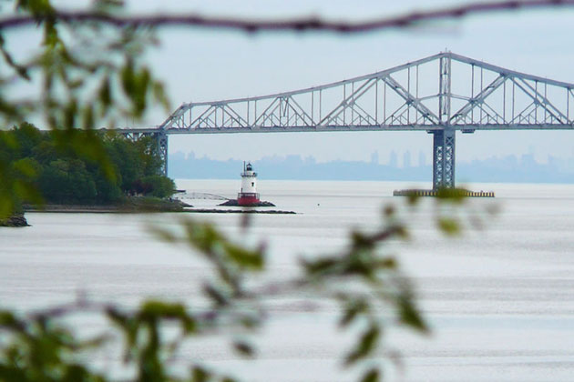 Tarrytown Lighthouse