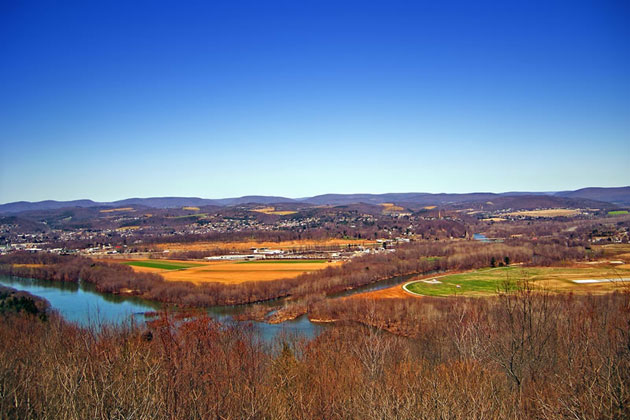 Susquehanna River Valley from Bald Eagle Mountain