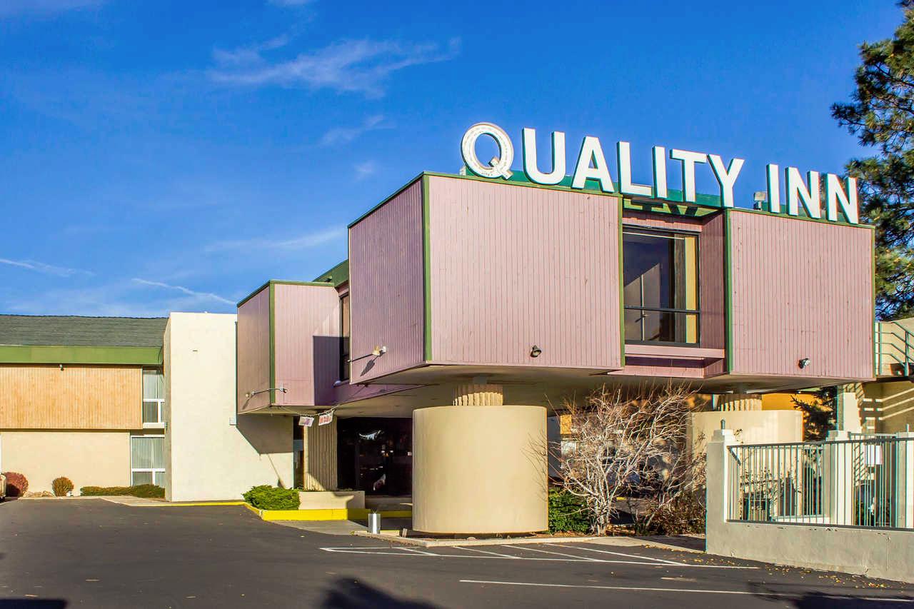 Quality Inn I-40 & I-17