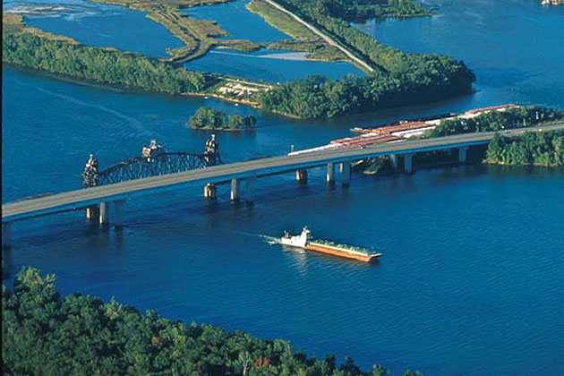 Tennessee River