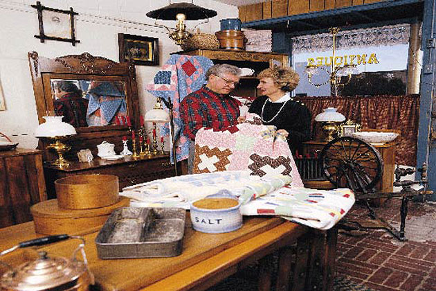Valley Junction Antique Shops