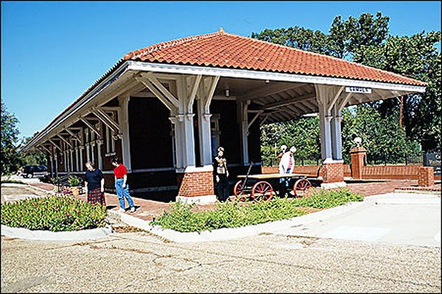 Camden Visitors Center and Museum