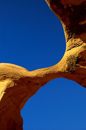 Metate Arch