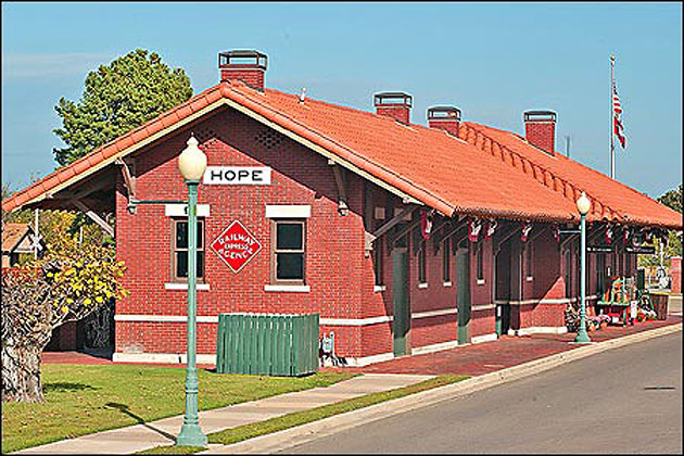 Hope Visitor Center & Museum