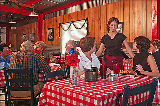 LakeShore Cafe, Lake Village