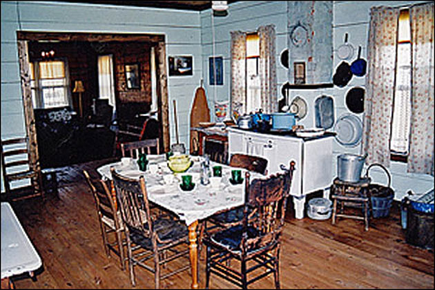 The Painted House Movie Set, Lepanto