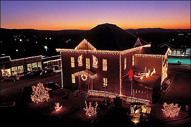 Holiday Lights, Marshall