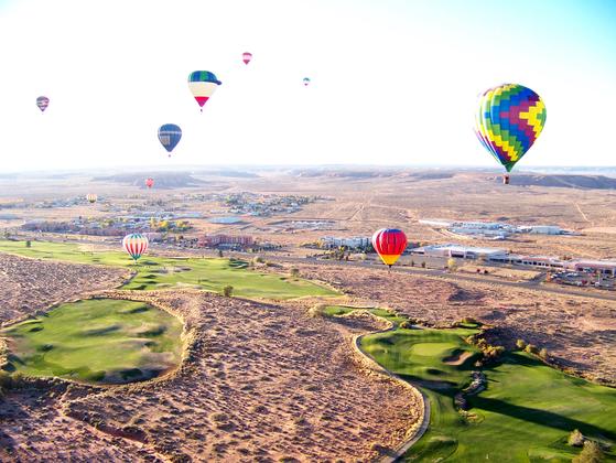 Balloon Regatta over Page