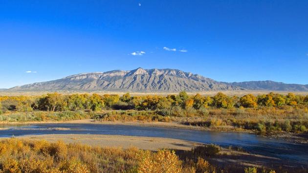 Rio Grande and Sandia Mtns from the Corrales Bosque Trail