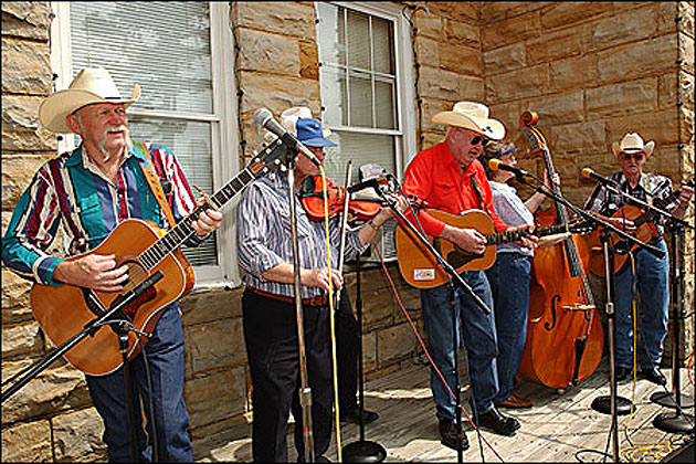 Arkansas Folk Festival, Mountain View