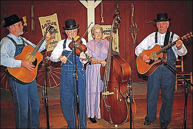 Ozark Folk Center in Mountain View