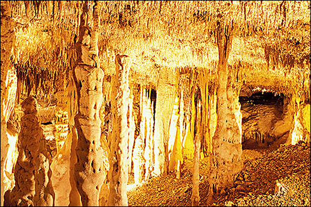 Hurricane River Cave, Pindall